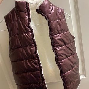 Reversible puffy vest - size 5